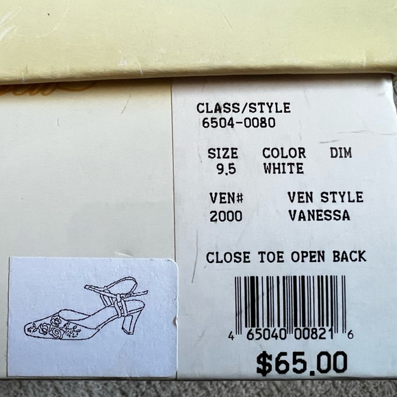 Women’s Embroidery and Beaded Heels - Picture 9 of 10